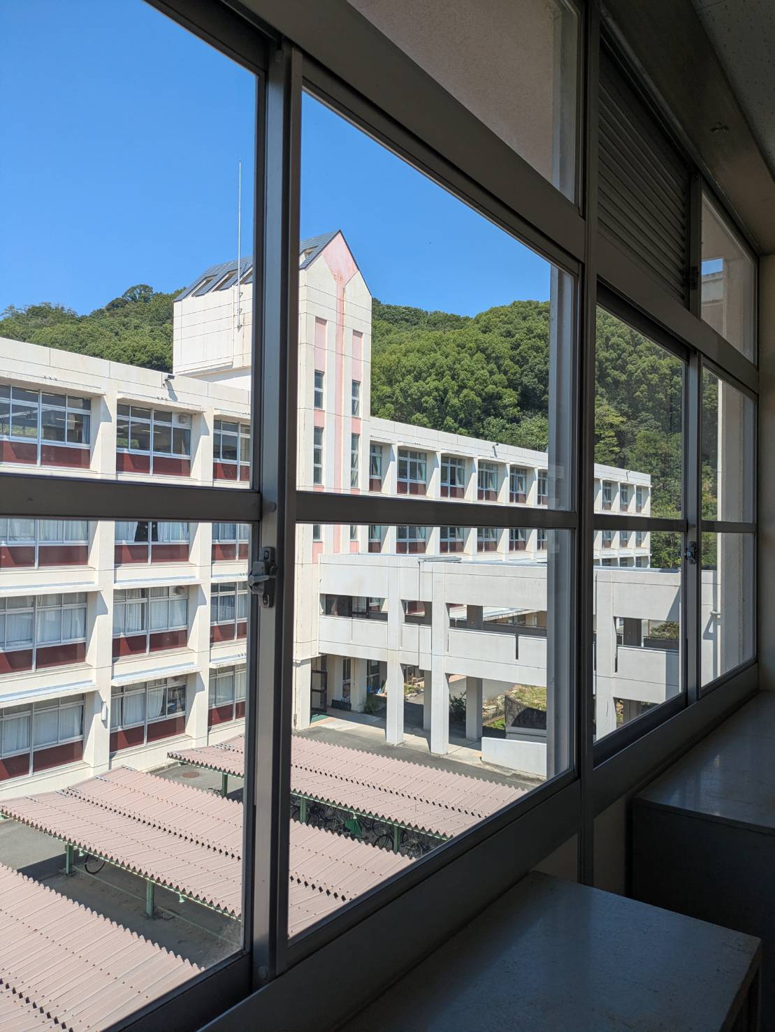 龍野高校の校舎